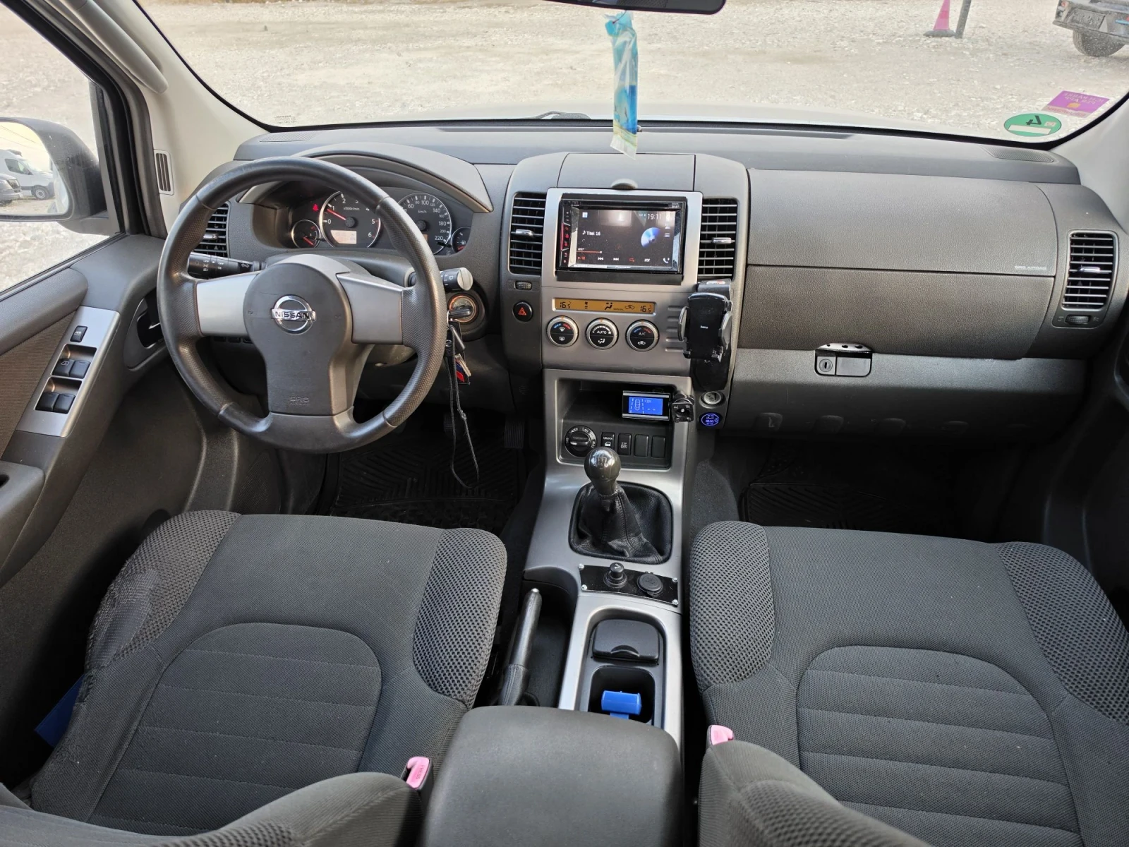 Nissan Pathfinder 2.5dci, снимка 13 - Автомобили и джипове - 55810935