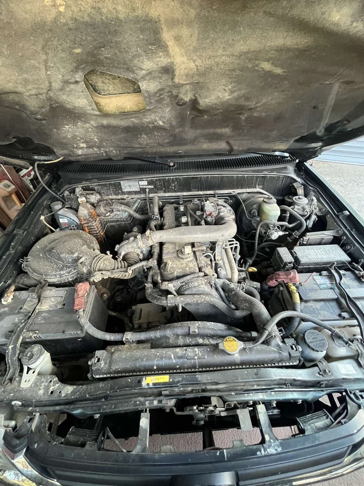 Toyota Hilux 2.5D4D, снимка 5 - Автомобили и джипове - 56085672