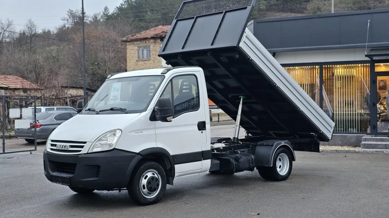 Iveco Daily 50c18 3.0D 6SP CH-3.5Т РЕГ-370x215-КЛИМА-ЛИЗИНГ, снимка 3 - Бусове и автобуси - 48012949