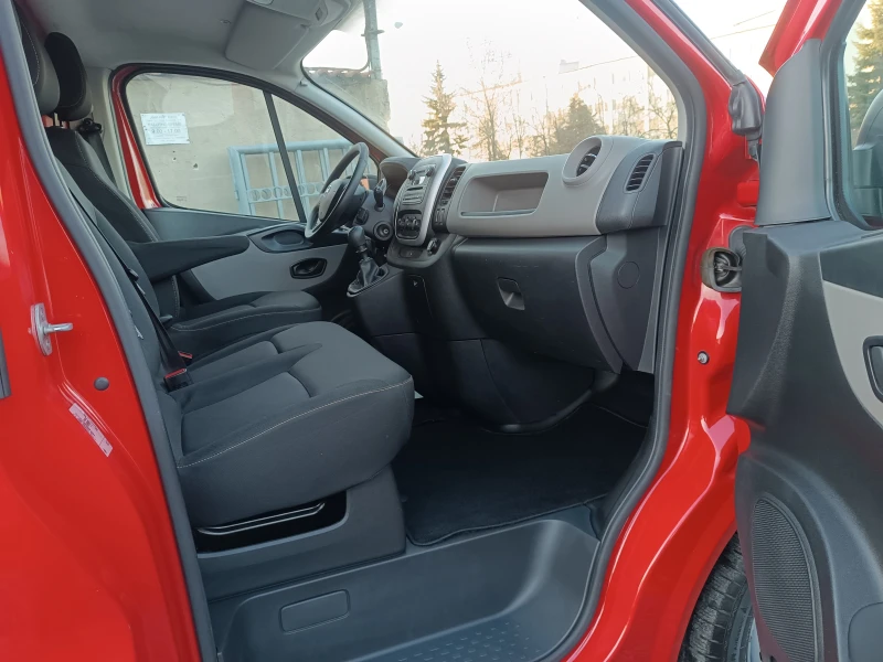 Nissan NV300 1.6d 95k.c EURO 6B ITALIA, снимка 14 - Бусове и автобуси - 48853526