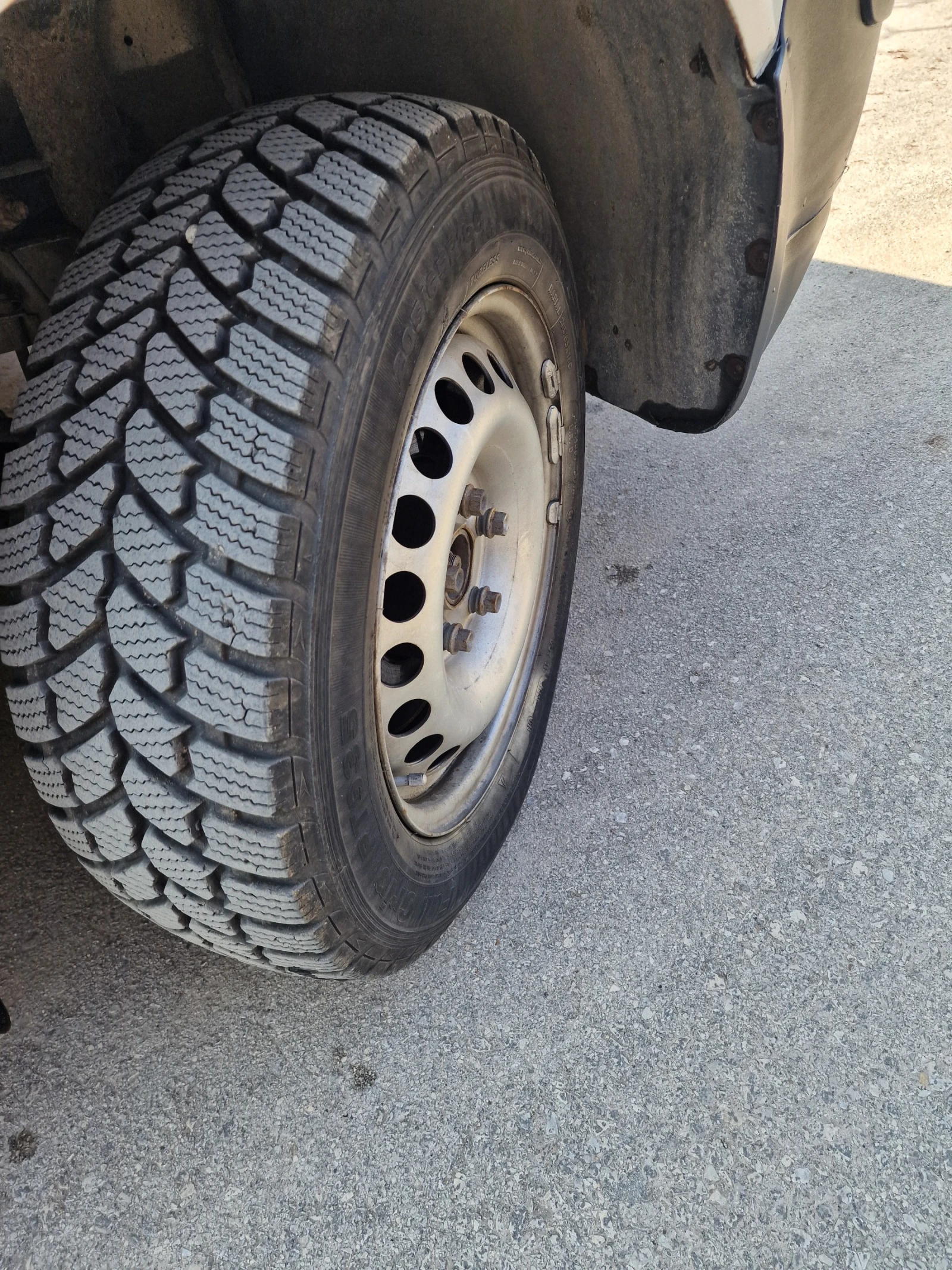 VW T5, снимка 7 - Бусове и автобуси - 53738922