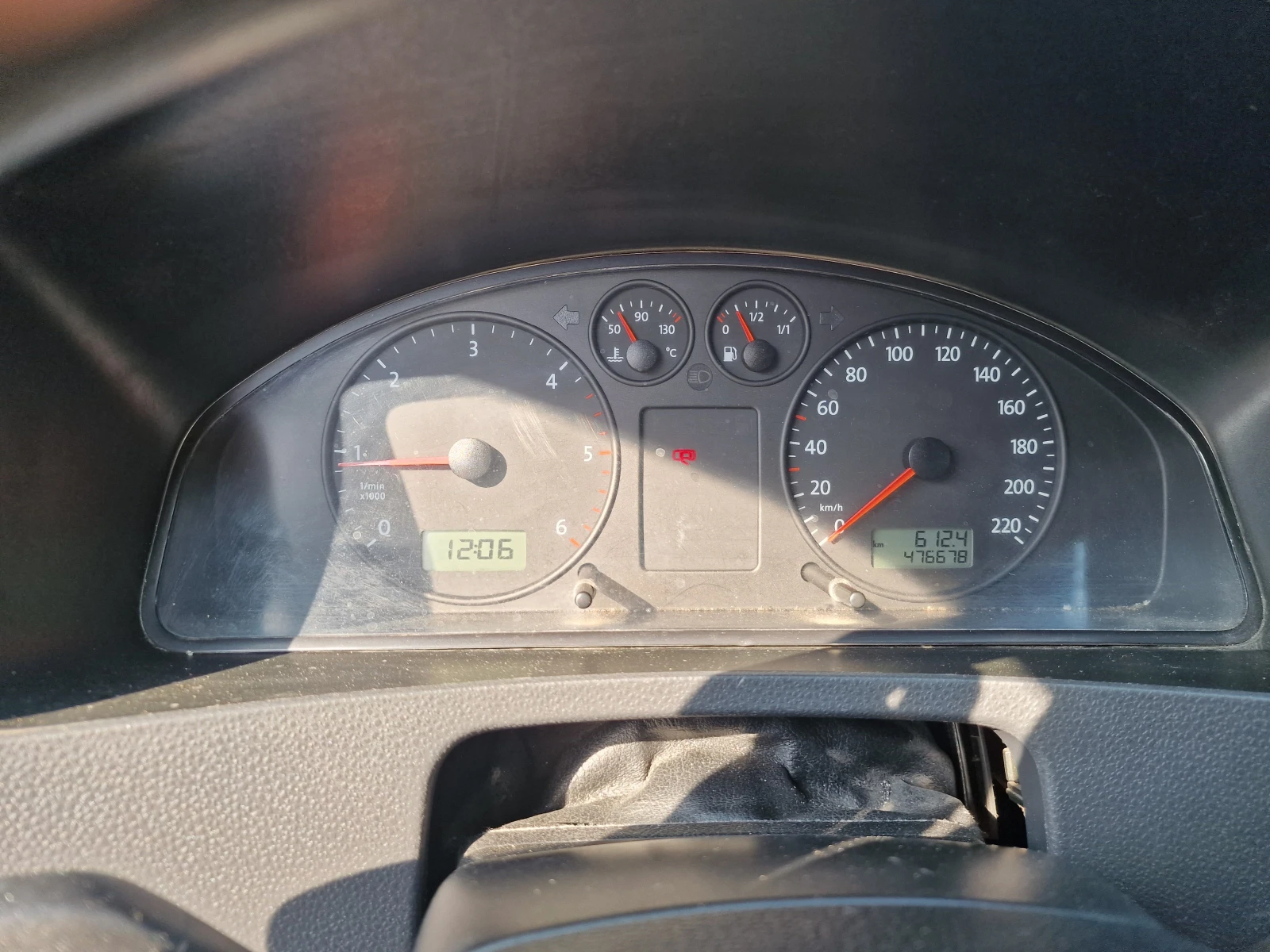 VW T5, снимка 10 - Бусове и автобуси - 53738922