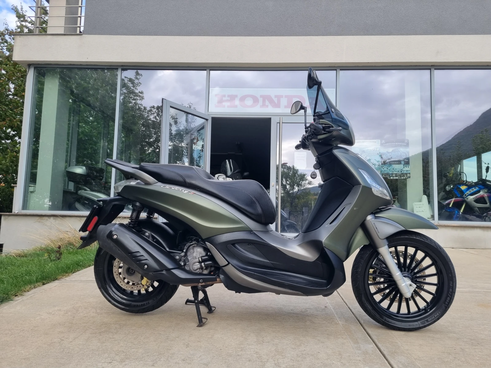 Piaggio Beverly ABS TC300 20192br - изображение 10