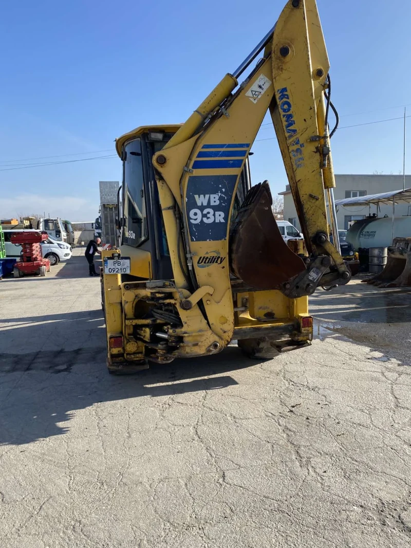Багер Komatsu WB93 r5, снимка 4 - Индустриална техника - 53278960