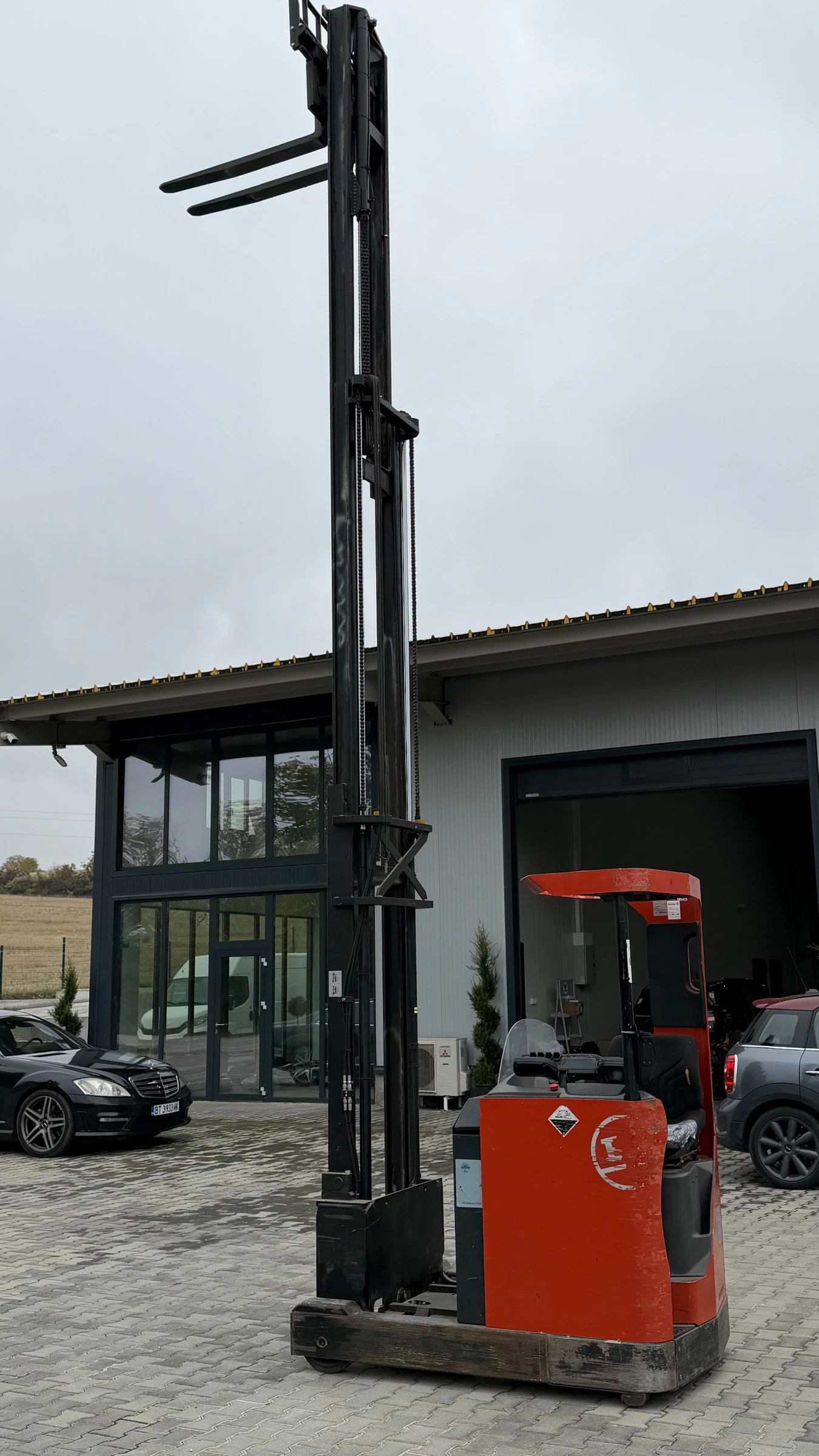 Електрокар BT RRE 140M 48V, снимка 14 - Индустриална техника - 56656934