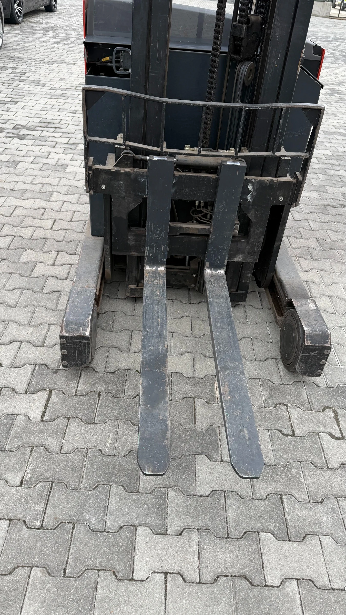 Електрокар BT RRE 140M 48V, снимка 10 - Индустриална техника - 56656934