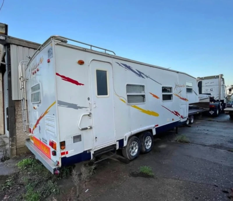 Каравана Други Американска каравана , снимка 2 - Каравани и кемпери - 52996504