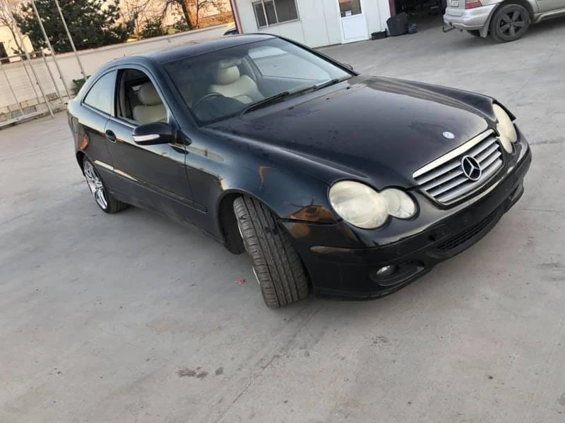 Светлини за Mercedes-Benz C 220, снимка 1 - Части - 49502772