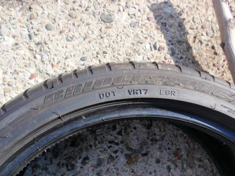 Гуми Летни 225/40R18, снимка 7 - Гуми и джанти - 8367607