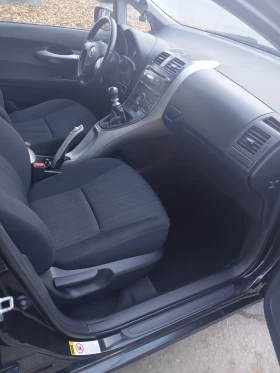 Toyota Auris 2.0 D4D, снимка 7