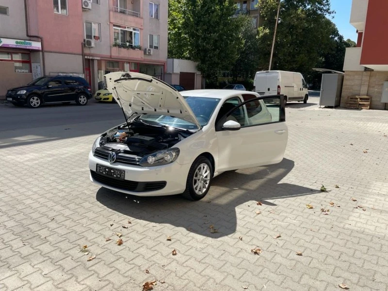 VW Golf, снимка 6 - Автомобили и джипове - 42079557