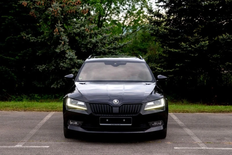 Skoda Superb 2.0, снимка 4 - Автомобили и джипове - 43151399