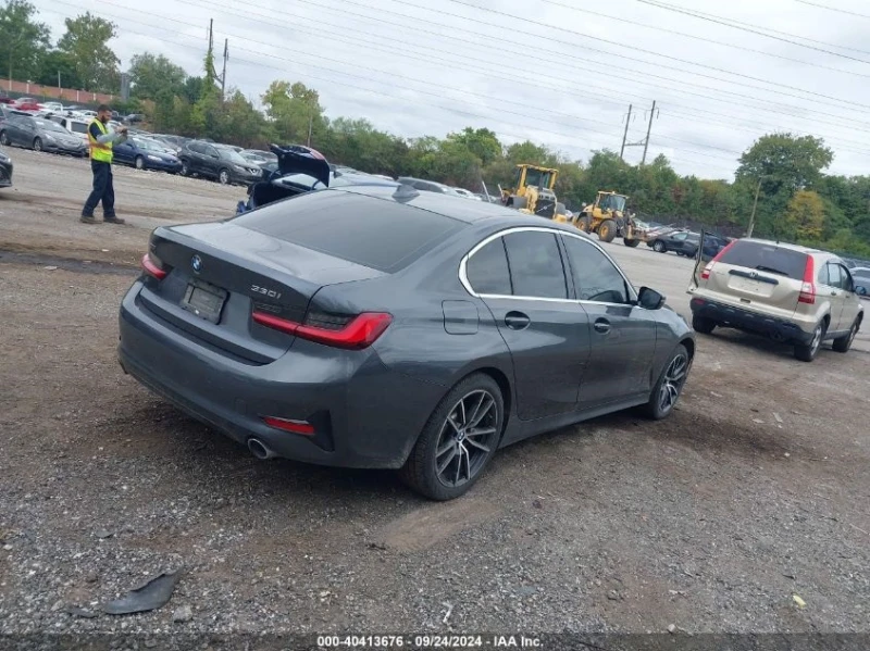 BMW 330 I XDRIVE, снимка 4 - Автомобили и джипове - 47500191