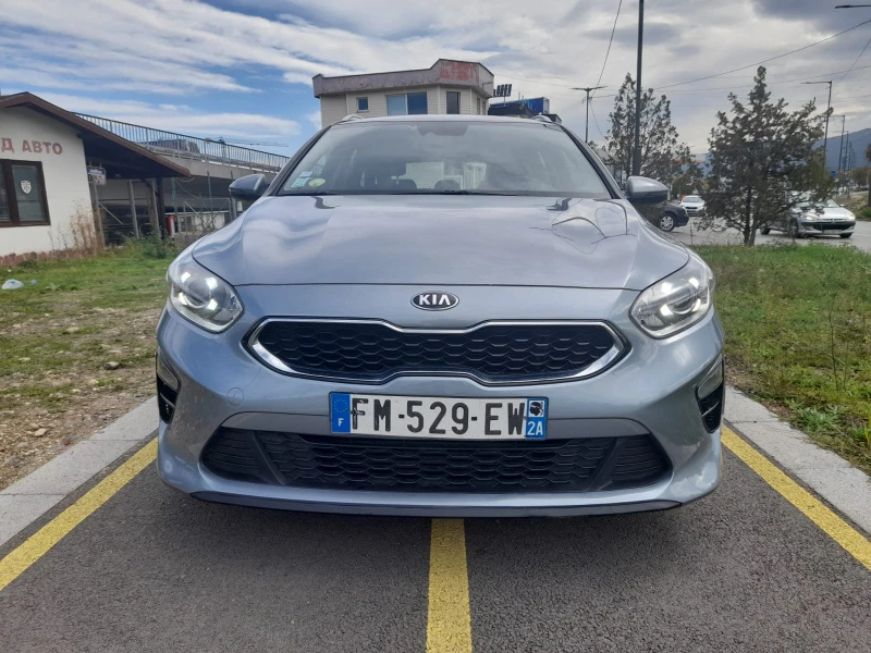 Kia Ceed 1.6CRDI-AUTOMATIC-NAVI-FACELIFT-камера, снимка 2 - Автомобили и джипове - 47535834