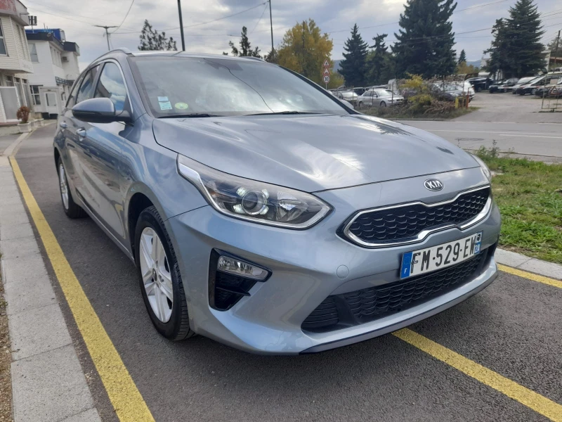 Kia Ceed 1.6CRDI-AUTOMATIC-NAVI-FACELIFT-камера, снимка 1 - Автомобили и джипове - 47535834