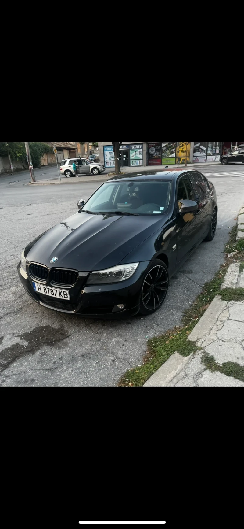 BMW 320, снимка 9 - Автомобили и джипове - 47681147