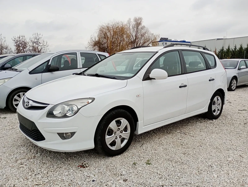 Hyundai I30 1.6TDI, 90к.с., снимка 3 - Автомобили и джипове - 48235724