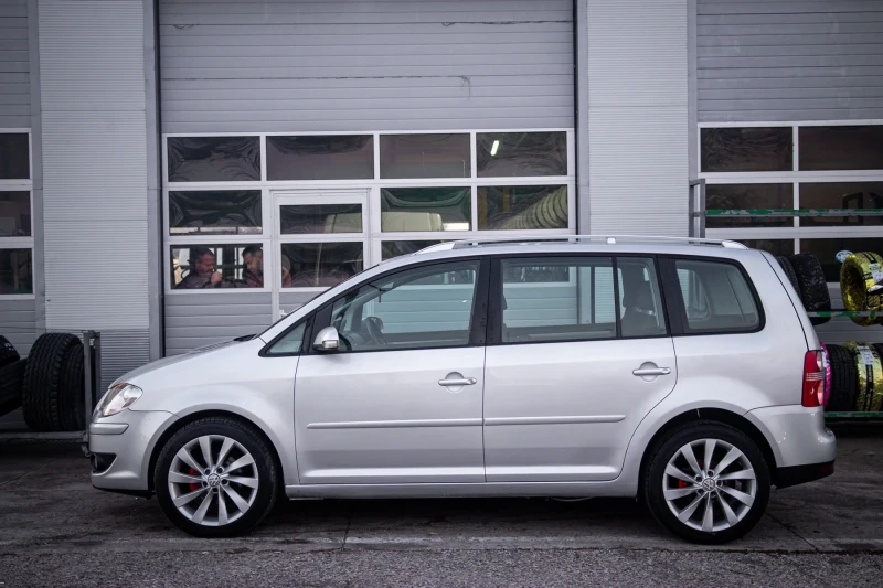 VW Touran 1.9 105, снимка 9 - Автомобили и джипове - 48329770