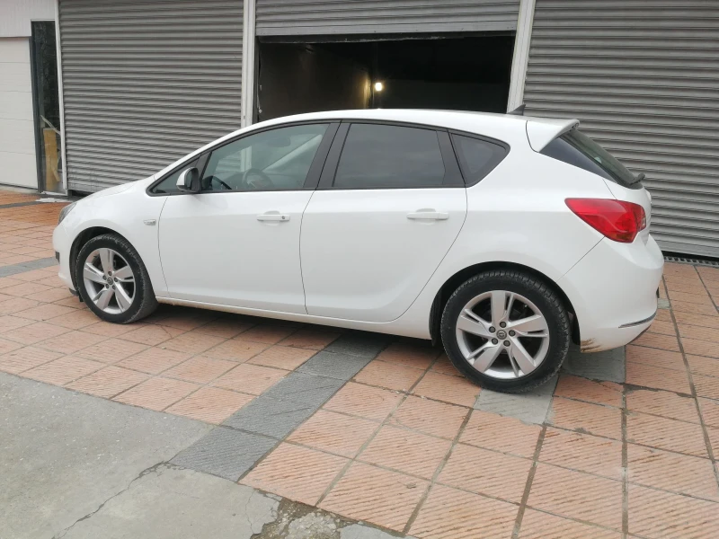 Opel Astra 1.6i, снимка 6 - Автомобили и джипове - 48916832