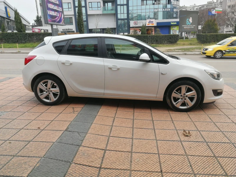 Opel Astra 1.6i, снимка 5 - Автомобили и джипове - 48916832