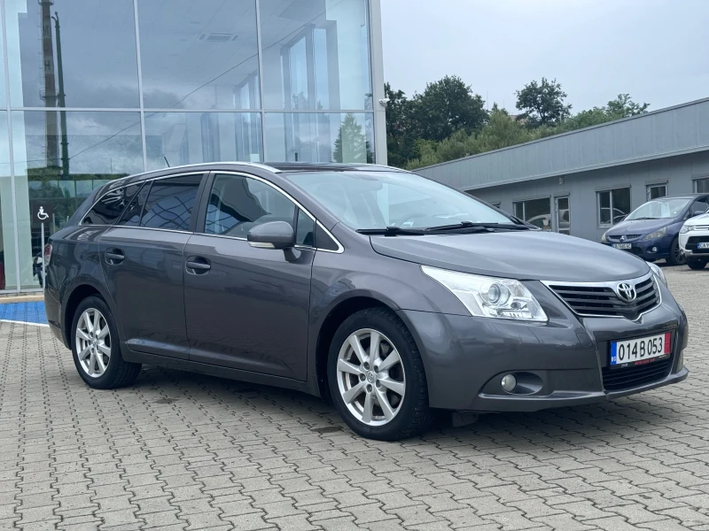 Toyota Avensis s 2.2 D Навигация/ Кожа / 150 kc, снимка 2 - Автомобили и джипове - 48923396