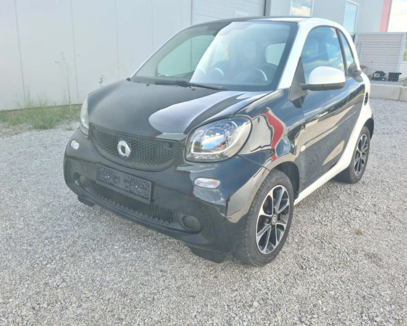 Smart Fortwo 1.0 BENZIN 52KW EVRO6B, снимка 13 - Автомобили и джипове - 51542287