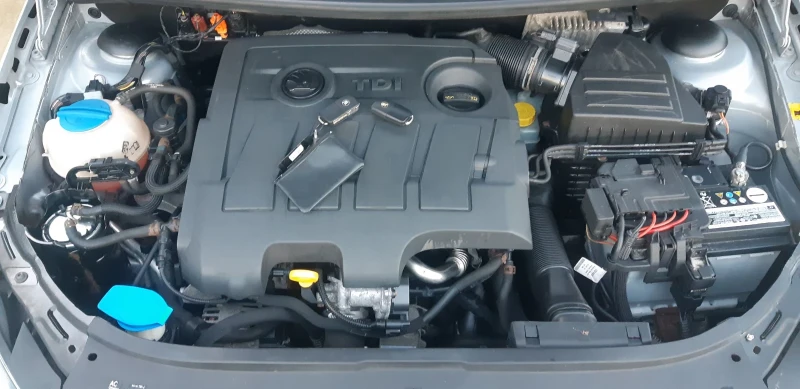 Skoda Praktik 1.6 TDI 90кс 2015г, снимка 7 - Автомобили и джипове - 52566635