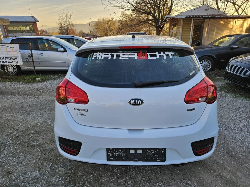 Kia Ceed 1.4crdi euro6, снимка 5 - Автомобили и джипове - 52771312