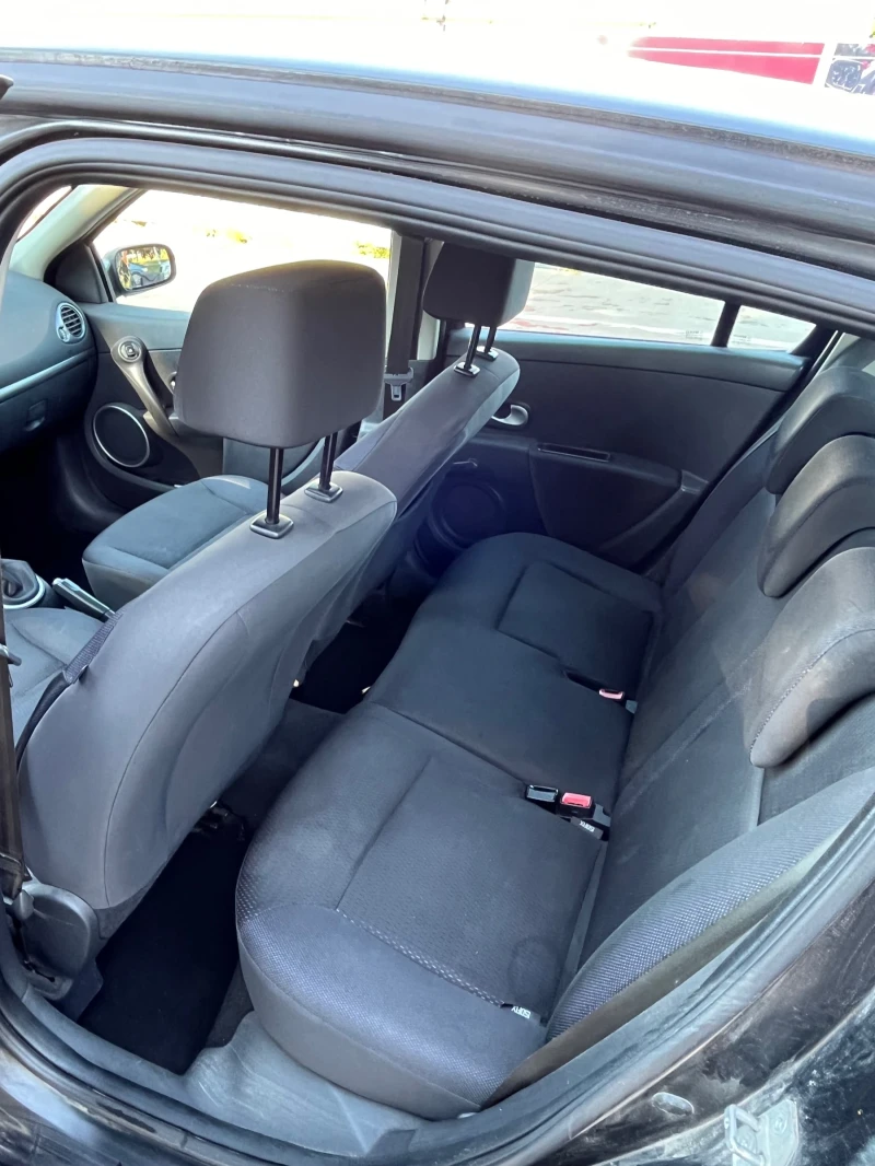 Renault Clio, снимка 6 - Автомобили и джипове - 52950483