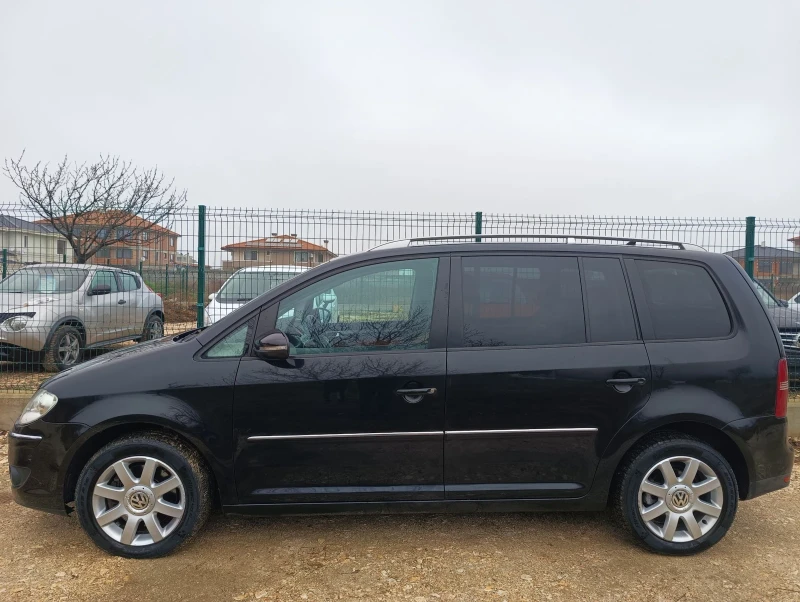VW Touran 2.0 7 МЕСТЕН ТОП СЪСТОЯНИЕ , снимка 7 - Автомобили и джипове - 53069438