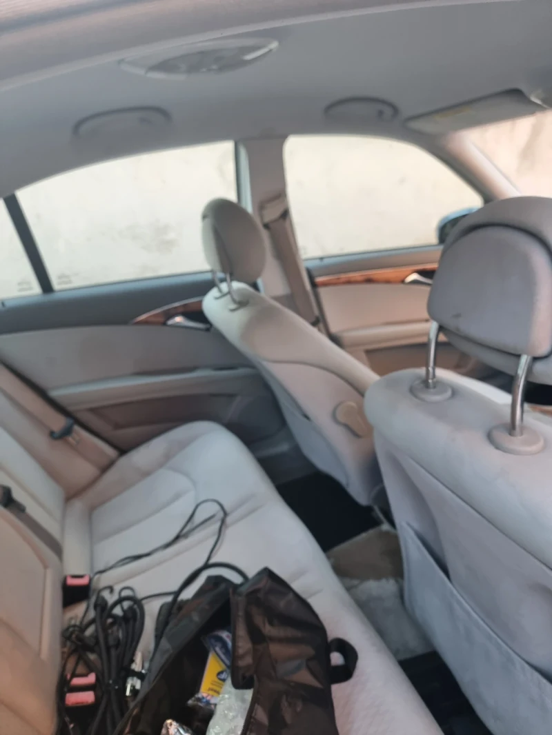Mercedes-Benz E 240 E240, снимка 4 - Автомобили и джипове - 53254906