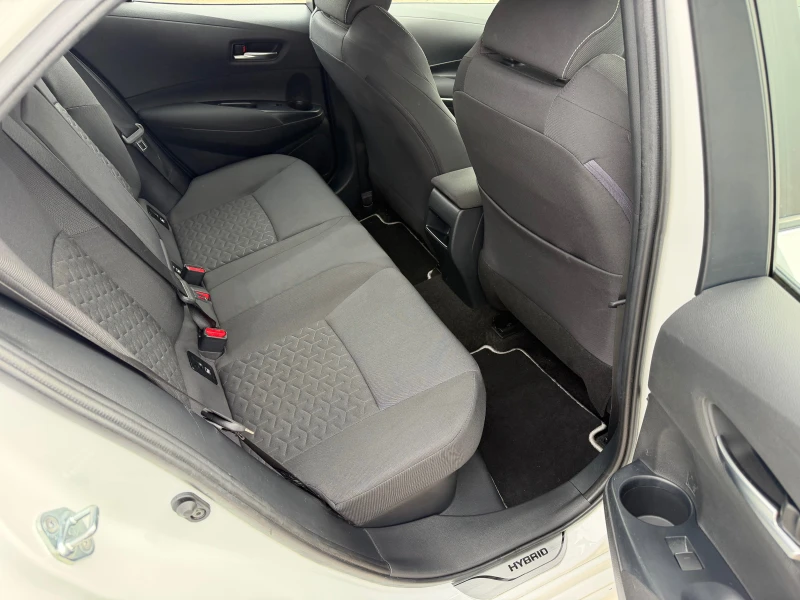 Toyota Corolla 1.8h 122k.с 67000км. ГАРАНЦИЯ, снимка 14 - Автомобили и джипове - 53494471