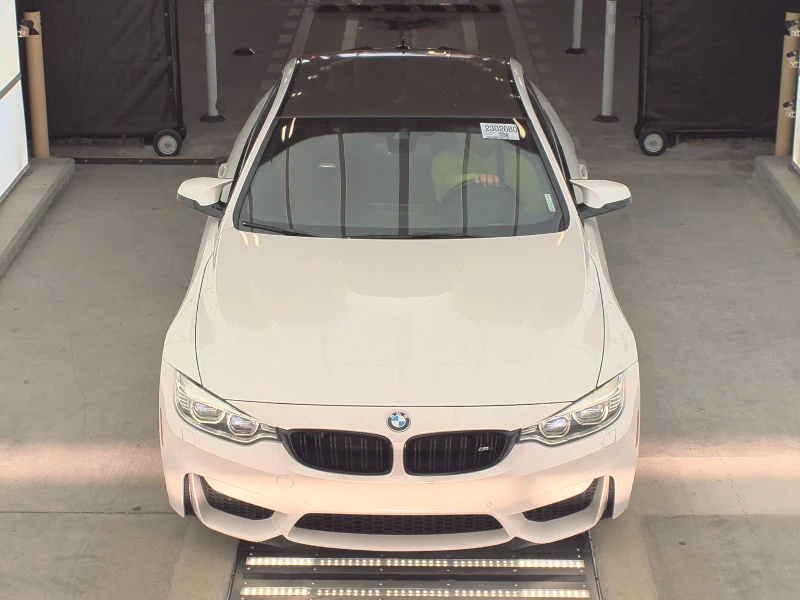 BMW M4 HEADUP* 360 KAMERA* KEYLESS* HARMAN* М-ОКАЧВАНЕ - 52000 лв. - 65087997 | Car24.bg