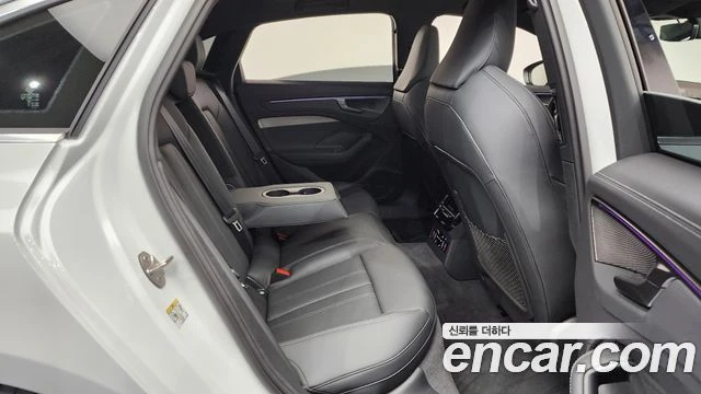 Audi A6, снимка 11 - Автомобили и джипове - 56081077