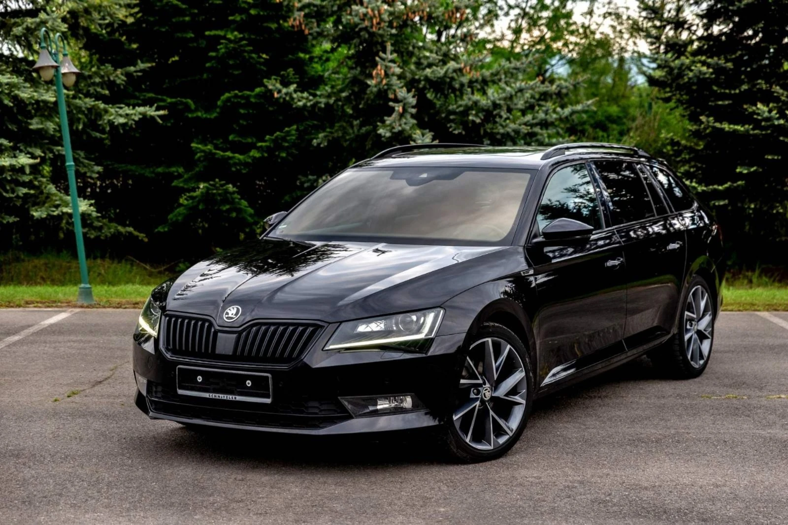 Skoda Superb 2.0 - изображение 3