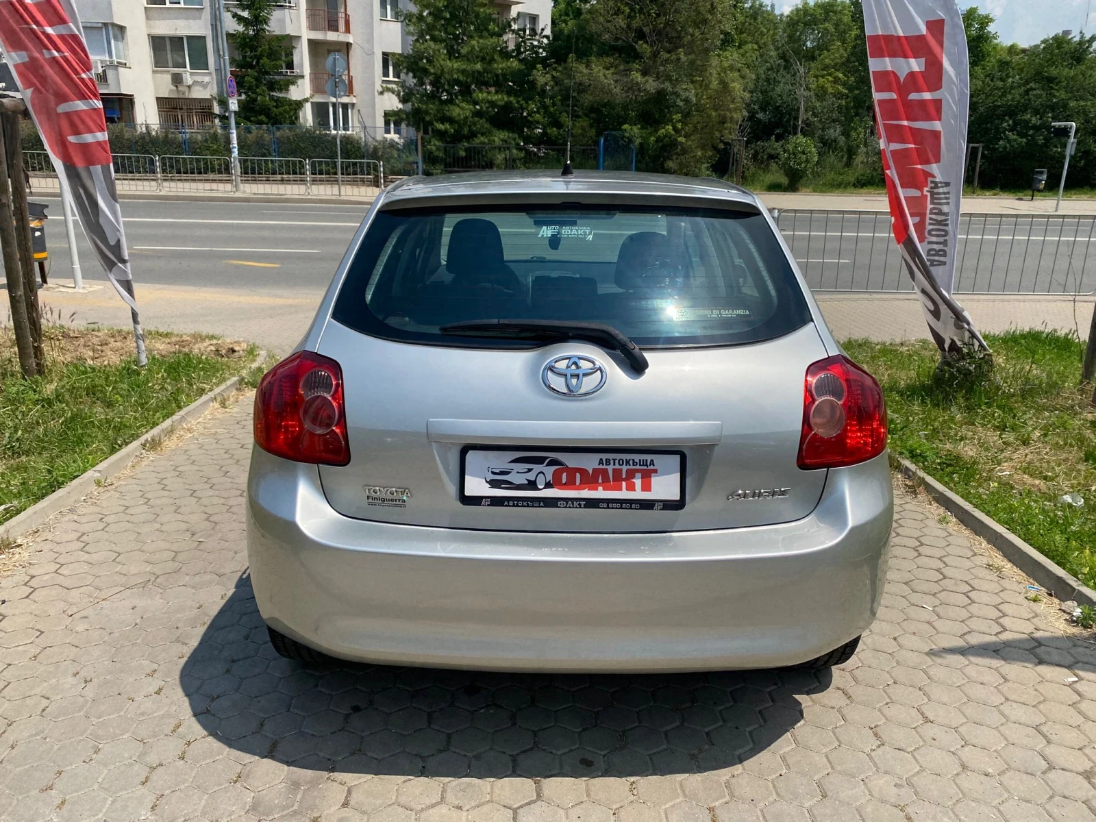 Toyota Auris 1.4D-4D - изображение 5