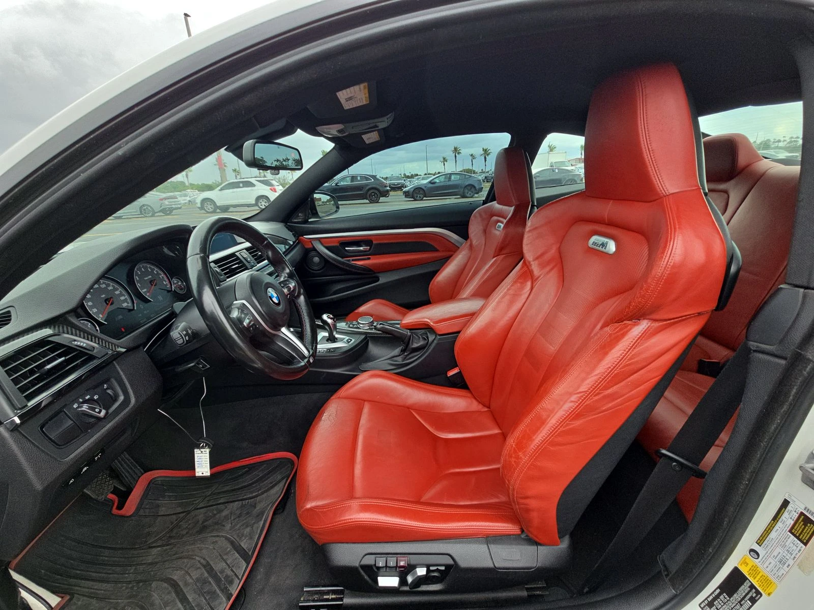 BMW M4 HEADUP* 360 KAMERA* KEYLESS* HARMAN* М-ОКАЧВАНЕ - изображение 10