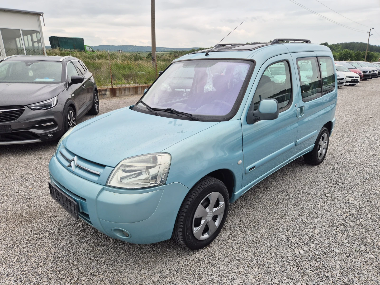 Citroen Berlingo 2.0 HDI - изображение 2