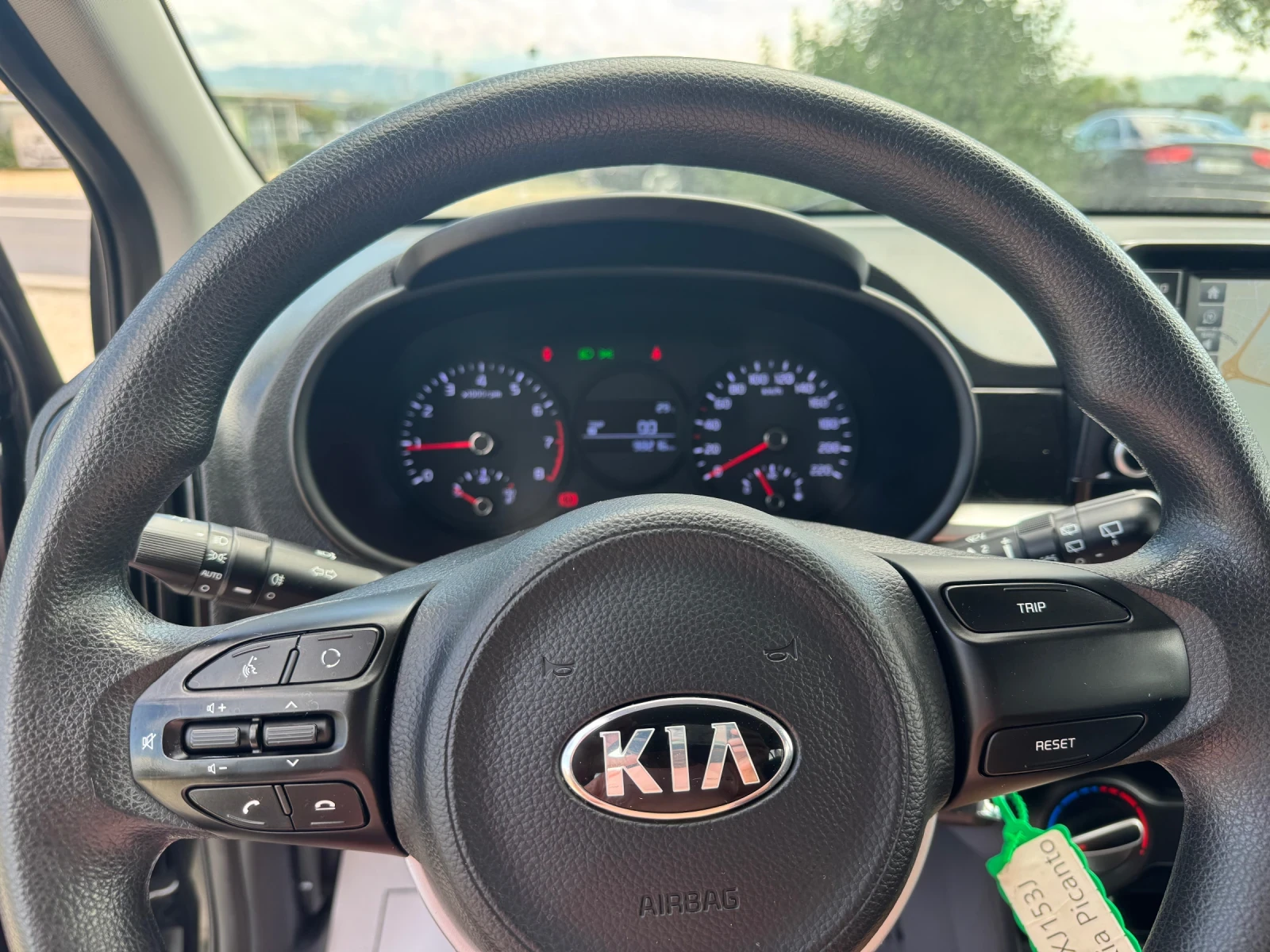 Kia Picanto 1.0 i. Evro 6 - изображение 9