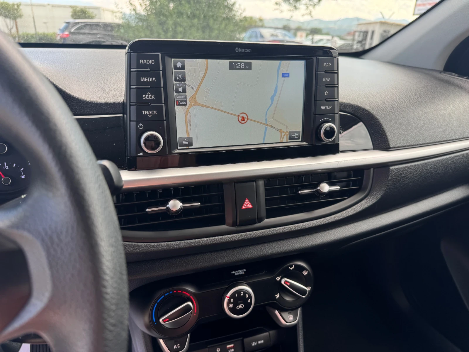 Kia Picanto 1.0 i. Evro 6 - изображение 10