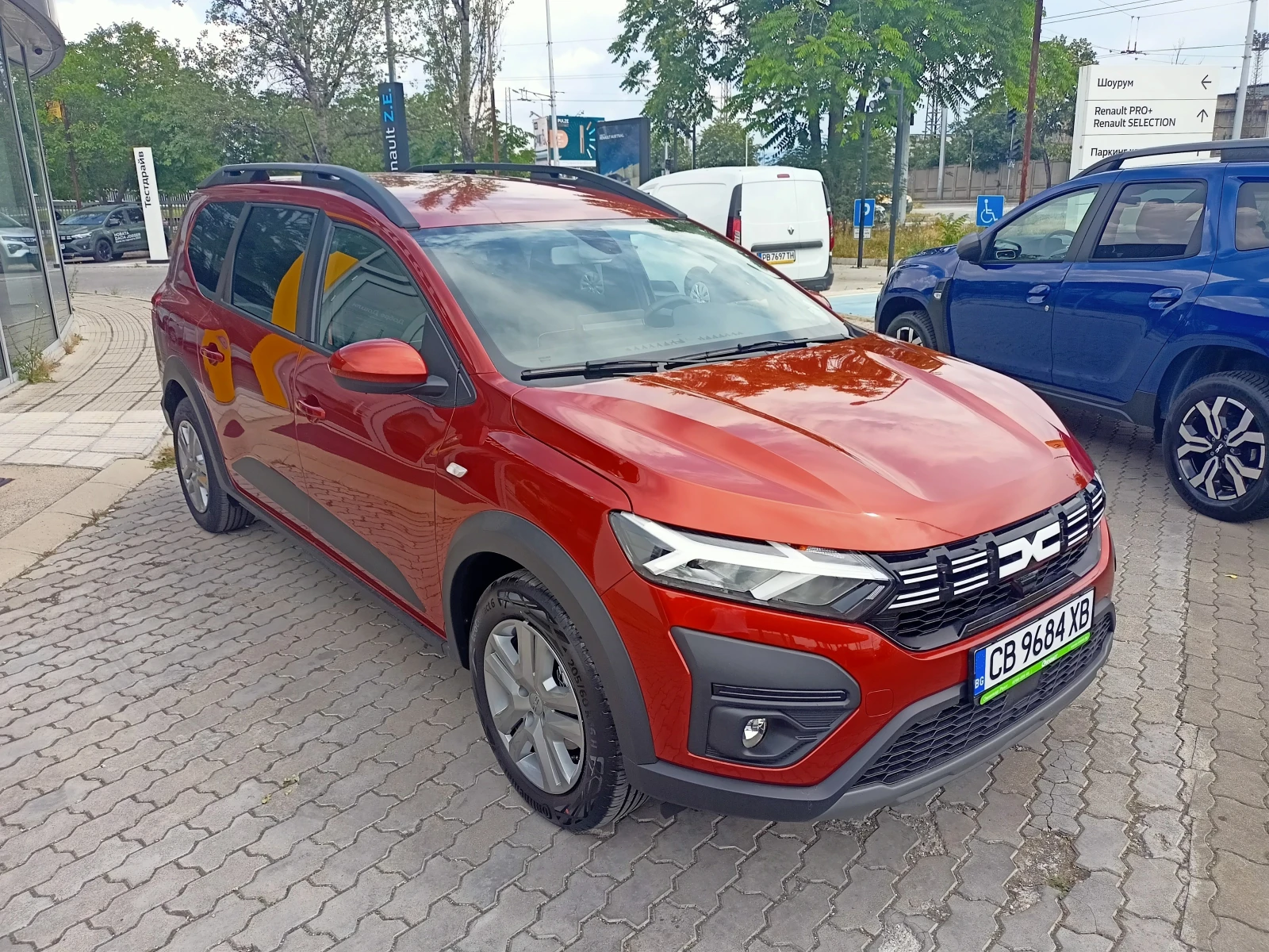 Dacia Jogger 2900лв за получаване, 1.0TCe EcoG 6+ 1 ГАЗ - изображение 3