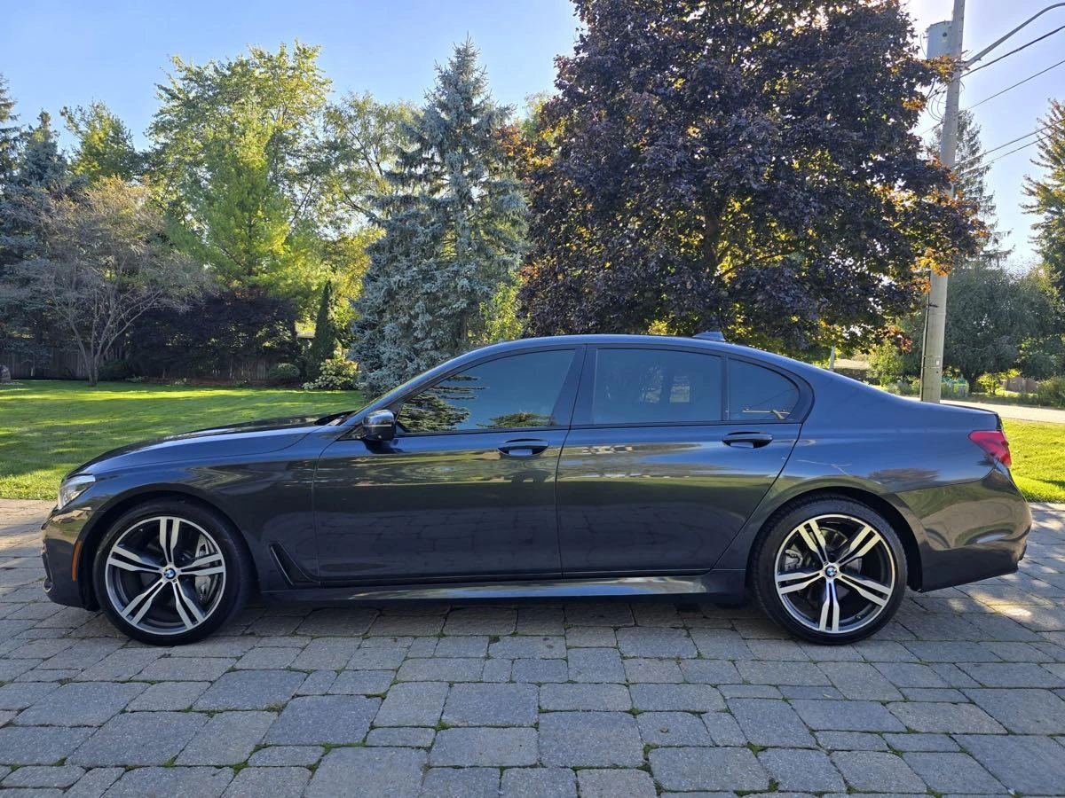 BMW 750 * CARFAX * АВТО КРЕДИТ * ЦЕНА ДО БГ! - изображение 4