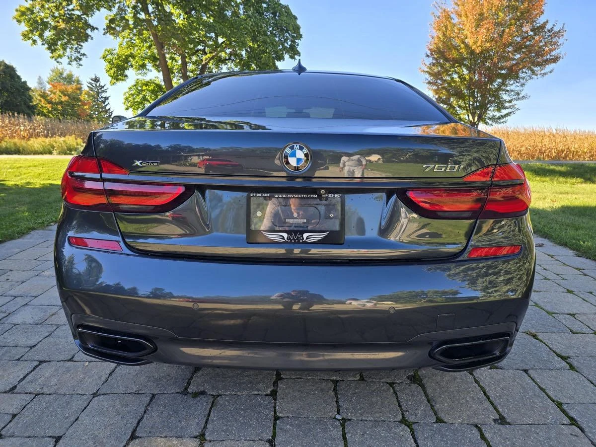 BMW 750 * CARFAX * АВТО КРЕДИТ * ЦЕНА ДО БГ! - изображение 5