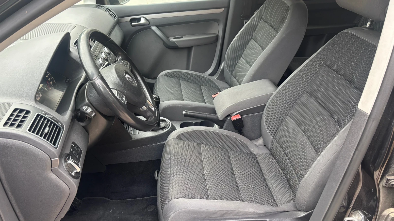 VW Touran 1.4 ECO FUEL  - изображение 5