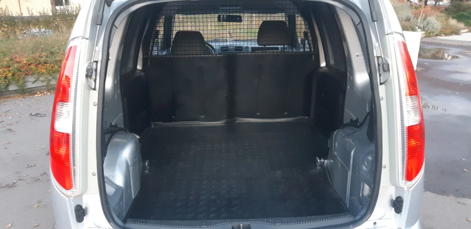 Skoda Praktik 1.6 TDI 90 2015 | Mobile.bg   8