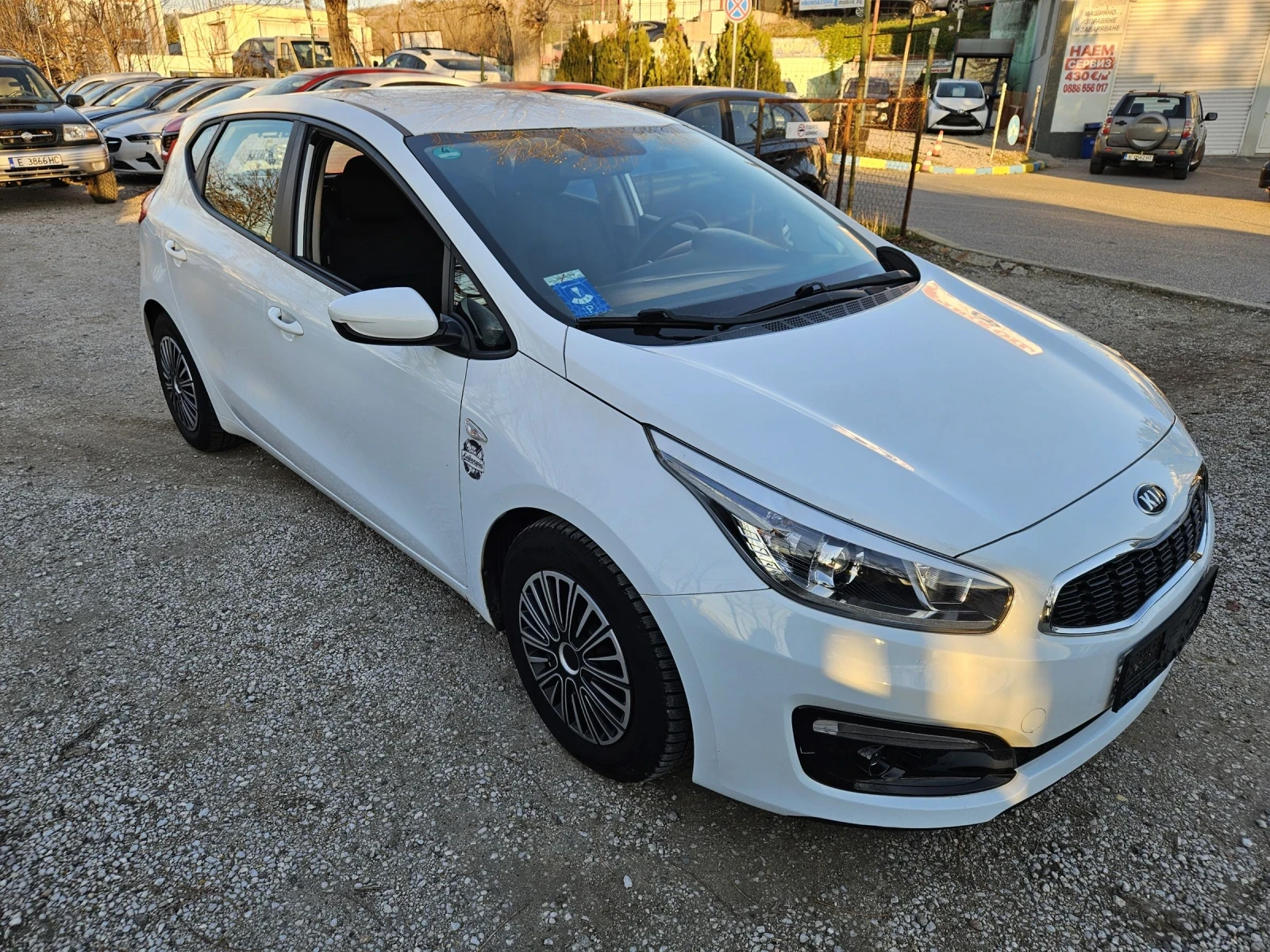 Kia Ceed 1.4crdi euro6 - изображение 2