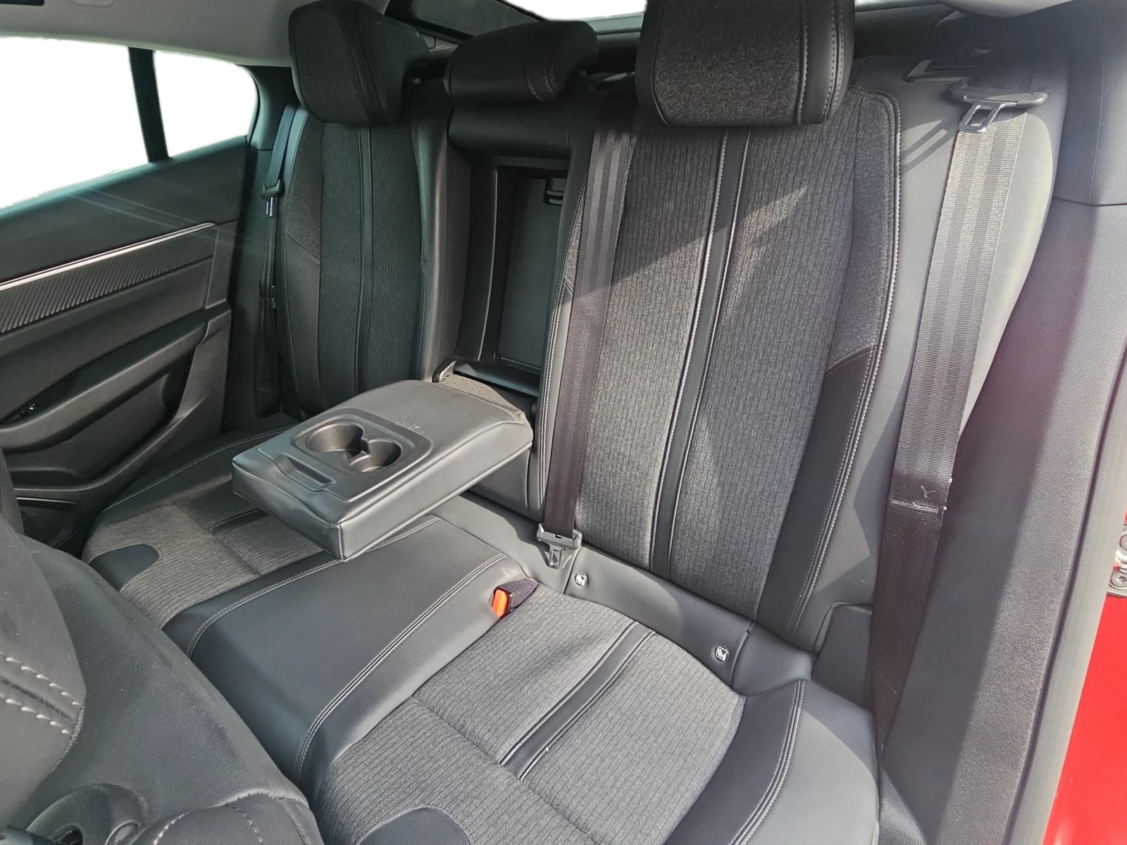 Peugeot 508 Allure Pack 1.5BlueHDi, снимка 12 - Автомобили и джипове - 53732014