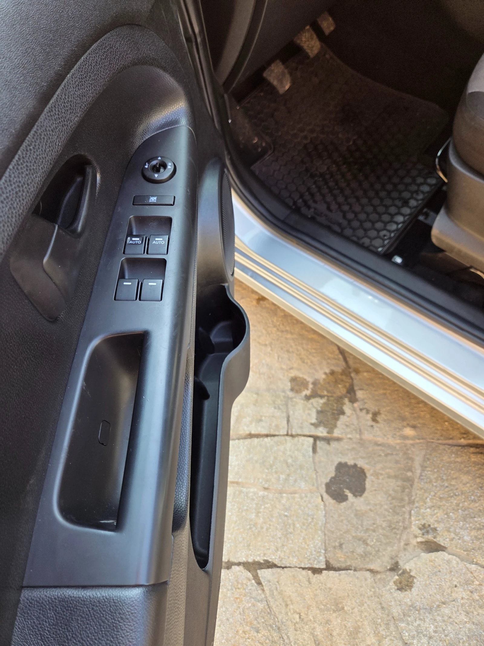 Kia Venga, снимка 13 - Автомобили и джипове - 53733577