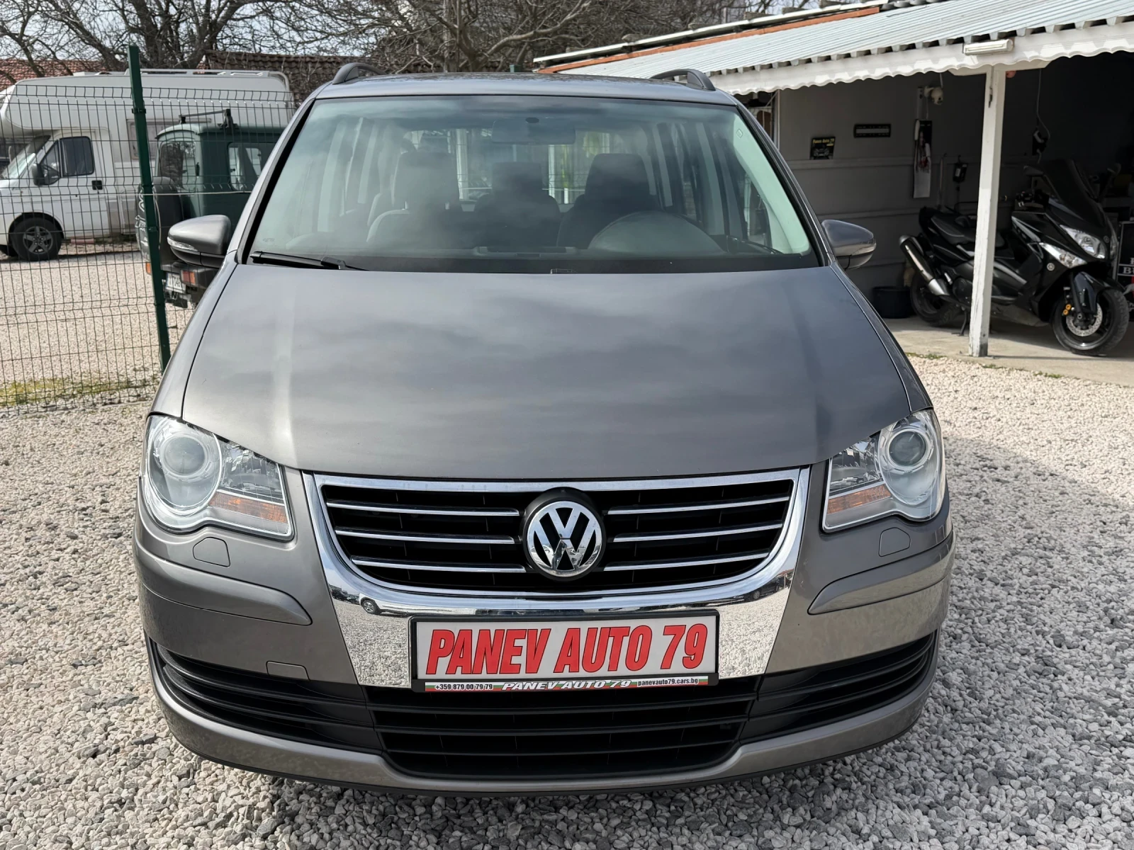 VW Touran 1, 9-105кс, снимка 6 - Автомобили и джипове - 53865114