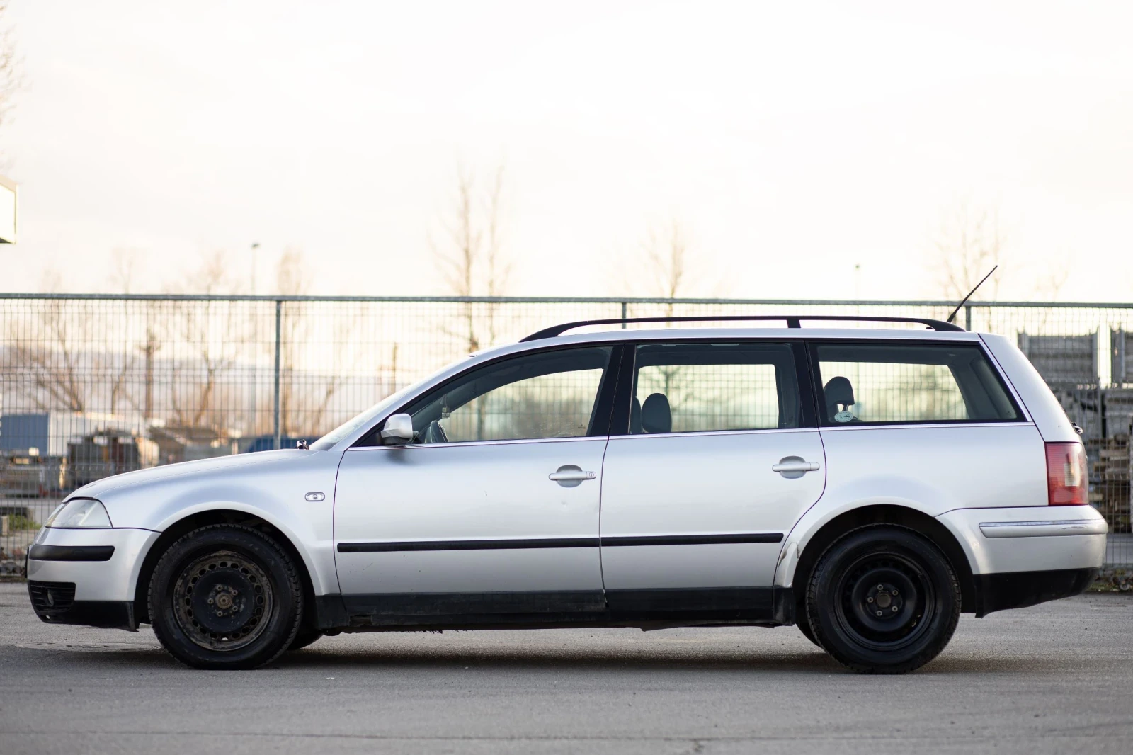 VW Passat, снимка 3 - Автомобили и джипове - 53865992